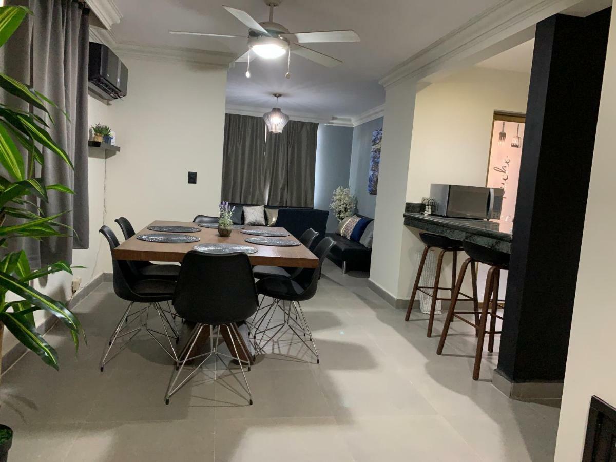 Zona Dorada: Amplio Departamento Para 12 マサトラン エクステリア 写真